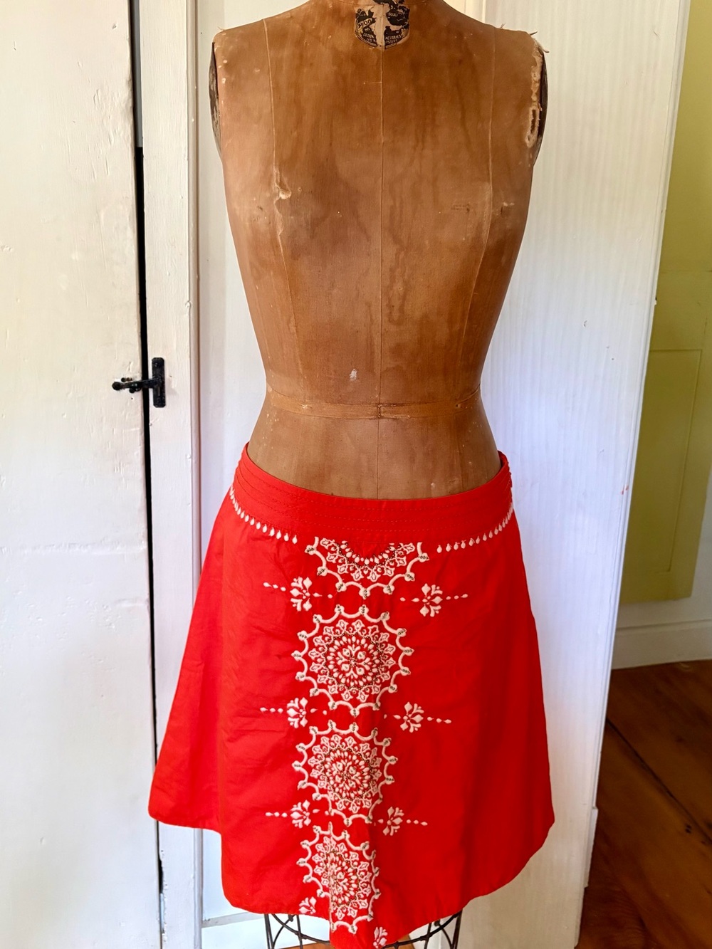 Vintage Anthropologie A-line Boho Skirt in orange size 6